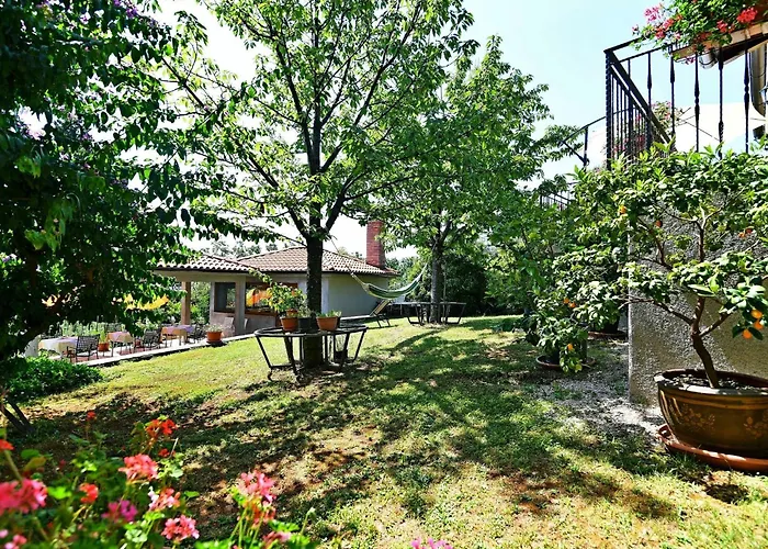 Valentin Hébergement de vacances